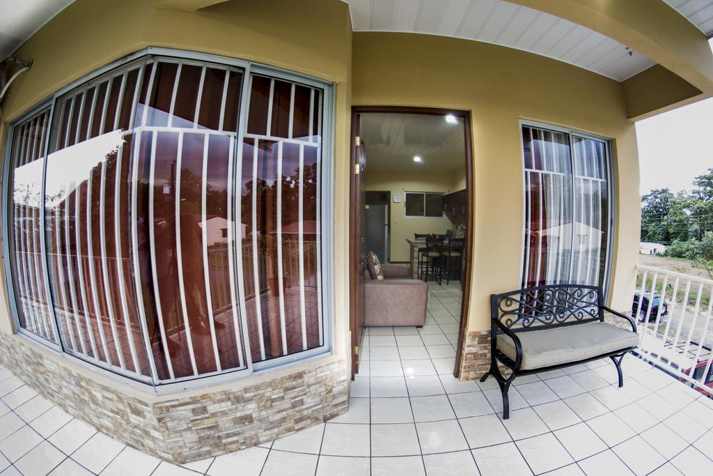 Apartamentos Valle Del Volcan La Fortuna Extérieur photo
