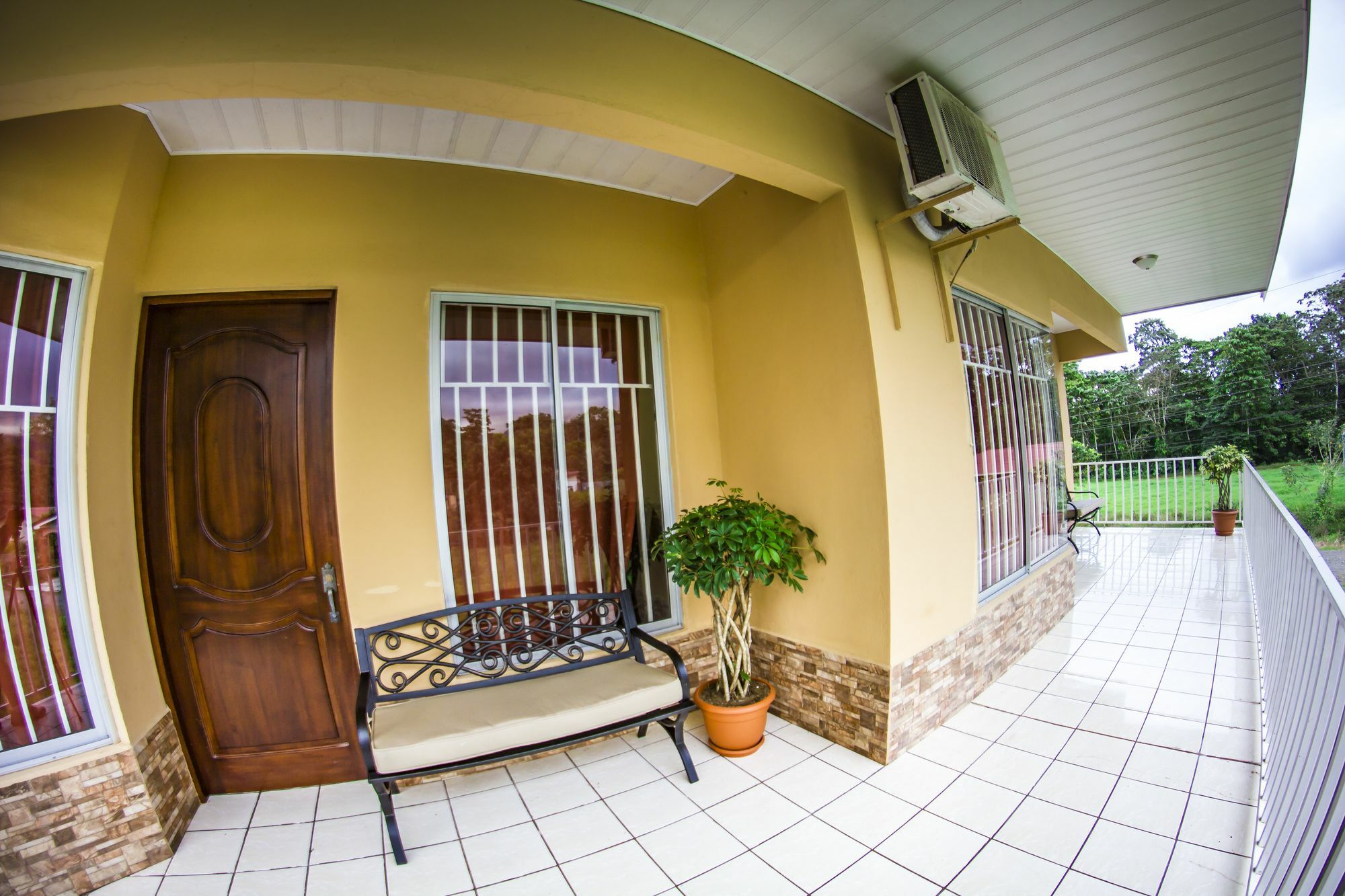 Apartamentos Valle Del Volcan La Fortuna Extérieur photo